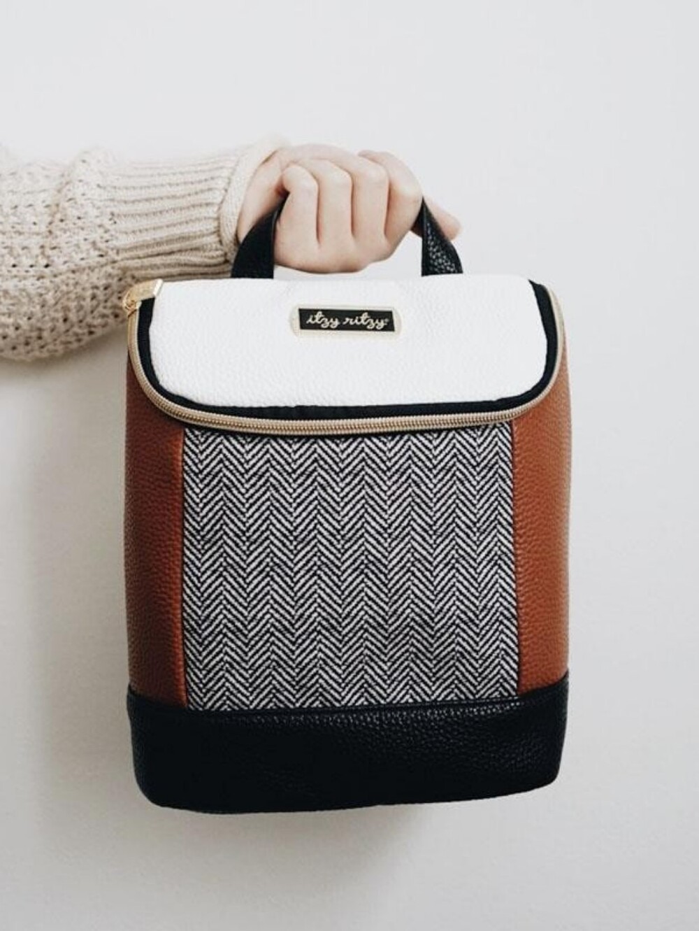 ITZY RITZY Coffee & Cream Chill Like A Boss Bottle Bag Vegan Leather Insulated